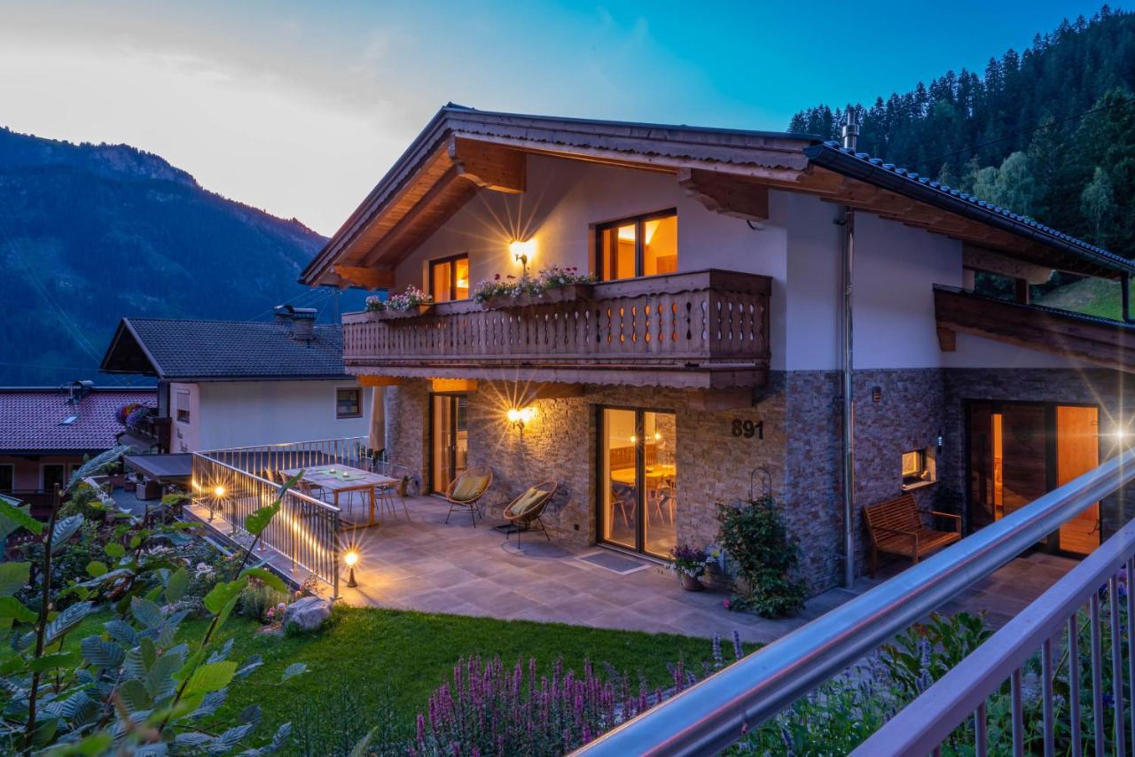 Chalet Alpendomizil Ahorn Mayrhofen Exterior photo
